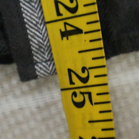 Like New OCEAN CURRENT Boys Gradient Plaid Shirt Sz Medium - Picture 7 of 8